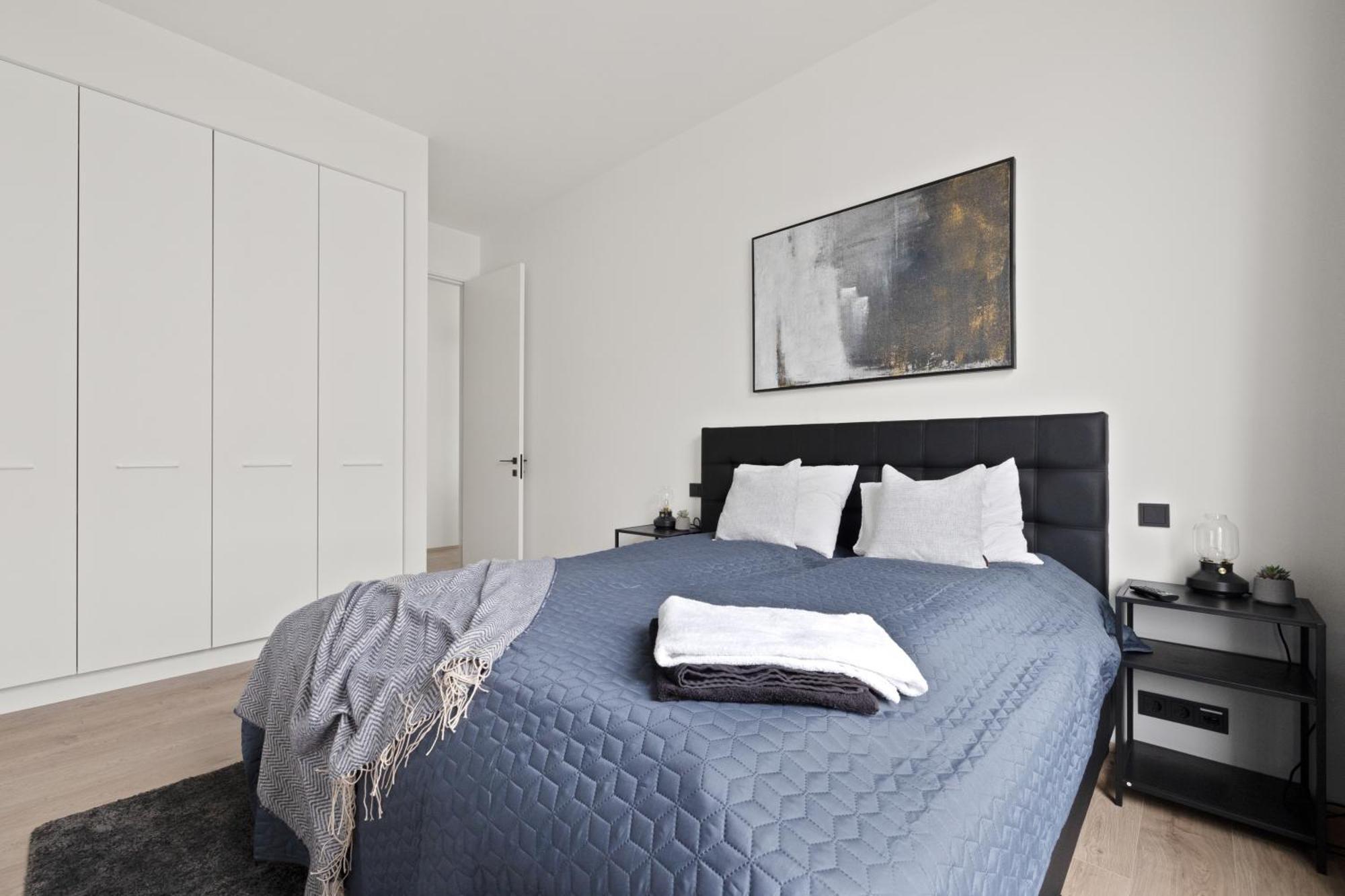 Vibrant Hafnatorg I Spacious Property With Expansive Garage Reykjavik Exterior photo